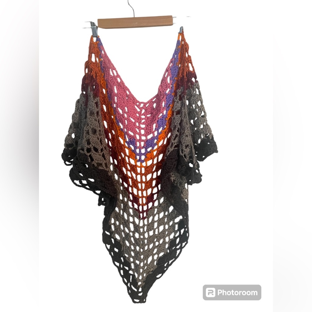 Hand-Crafted Crochet Shawl.Beautiful Yarn Excellent Condition #Grannycore